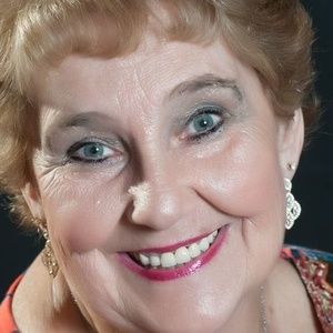 Meet your Posher, Connie